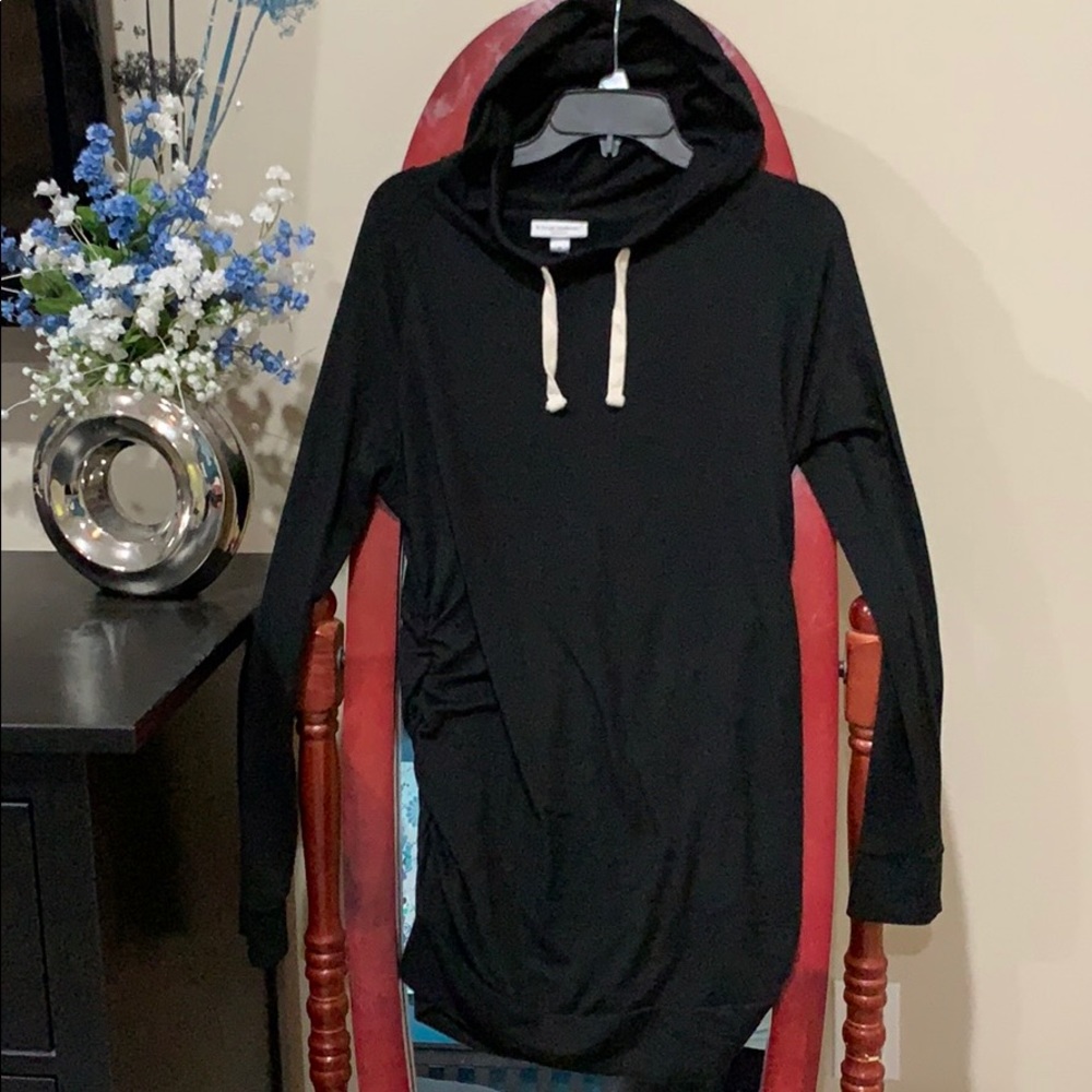 Liz Lange Maternity Light Weight Pullover Hoodie